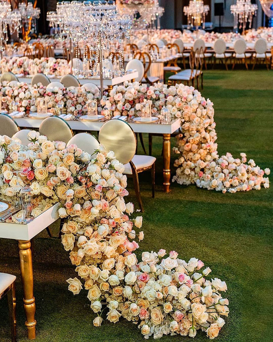 Sara's Family Dinner Table